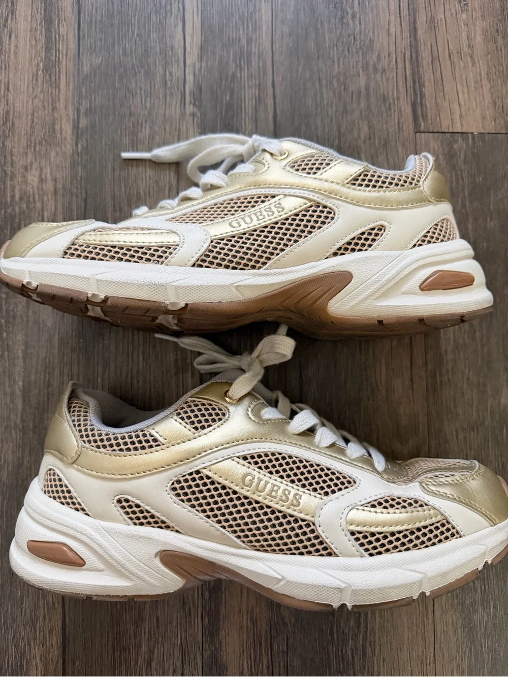 Guess Metallic Gold White Mesh Running Sneakers Tennis Shoes Athleisure Y2K 8